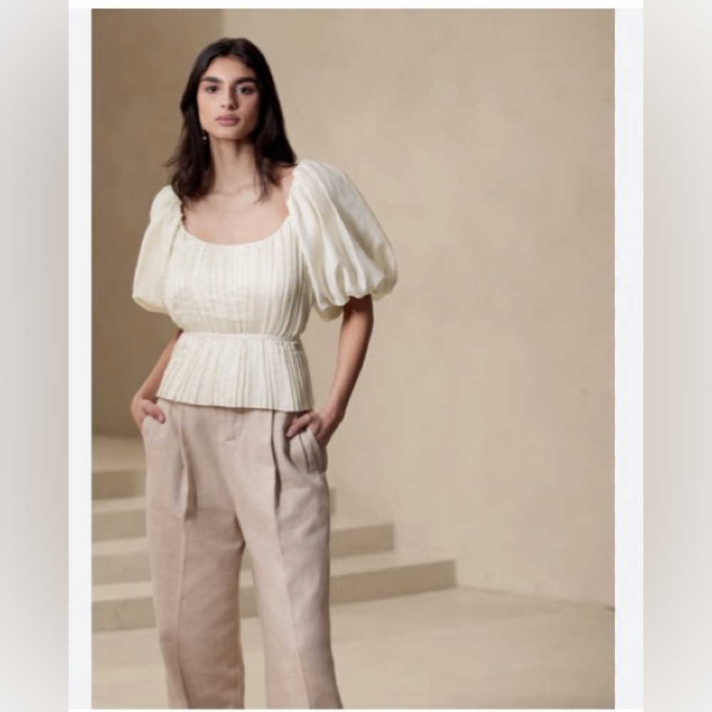 Banana Republic Women's Size 6 Cream White Kali‎ Pleated Puff Sleeve Blouse Top